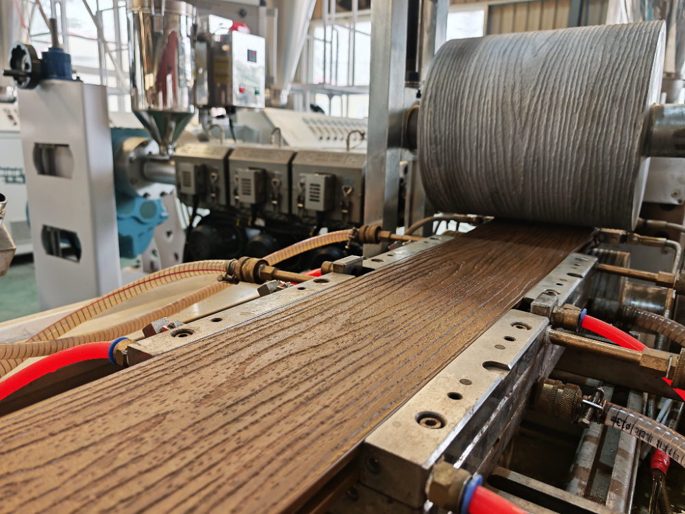 Best WPC Decking Machine: The Ultimate Guide to Choosing the Right One